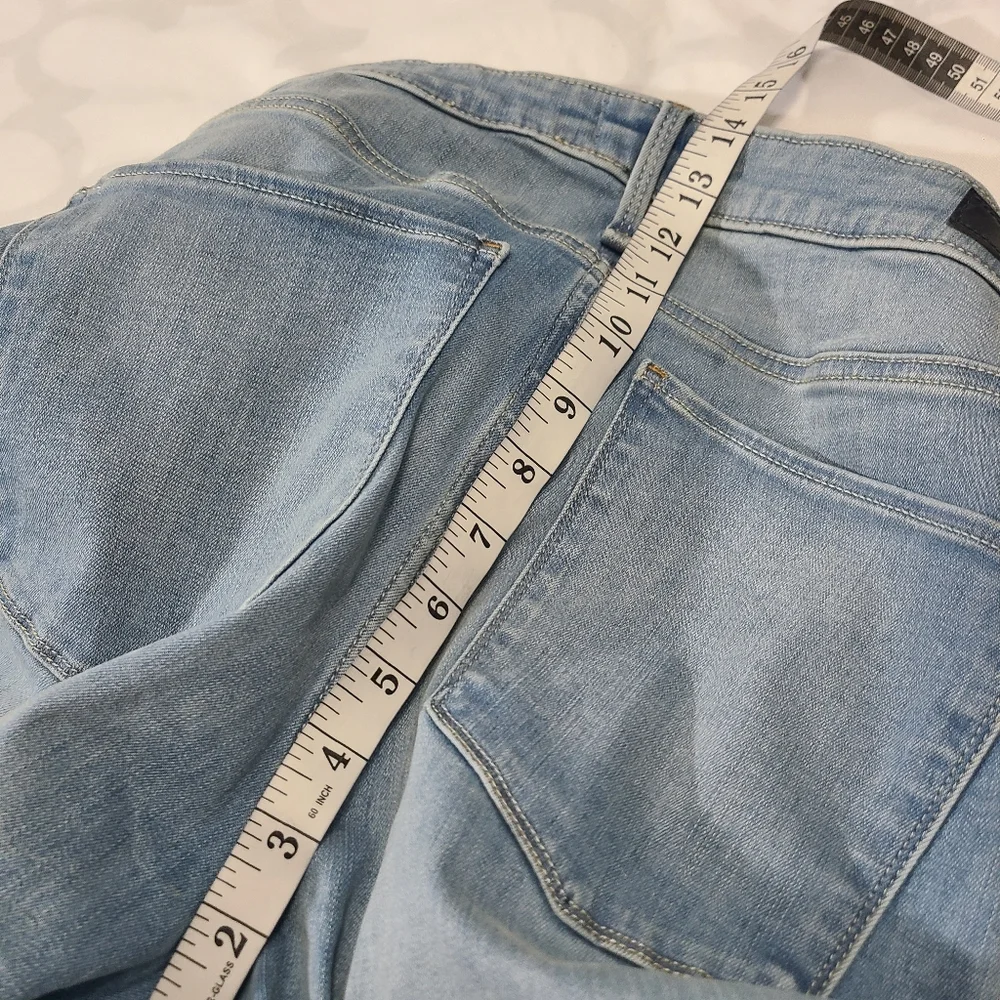 Abercrombie & Fitch‎ High Rise Super Skinny NWT Size 8 Short